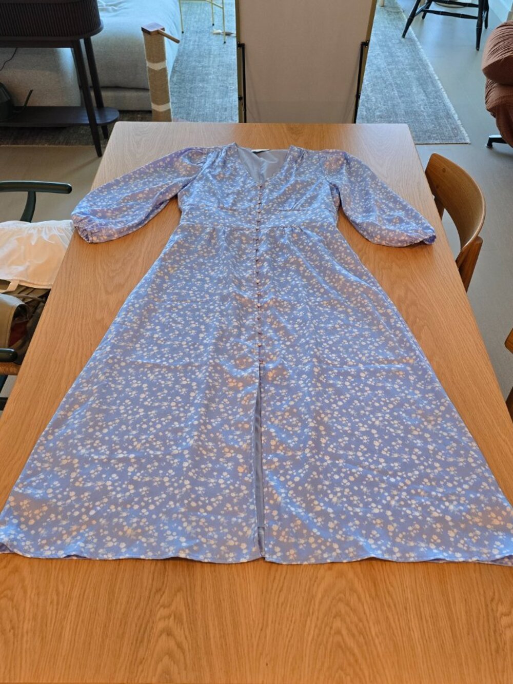 Neo Noir 'Olana' Cloud Flower Dress in light blue, size EU 38 / US 8 - Picture 3 of 7